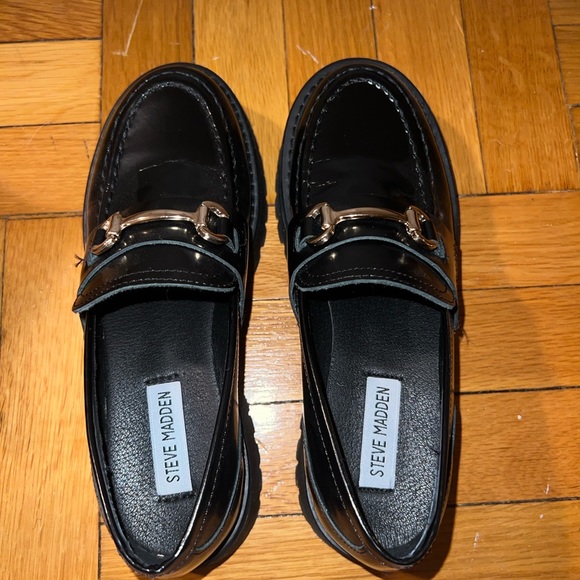 Steve Madden Shoes - Steve Madden Lando Black Leather Platform Loafers.